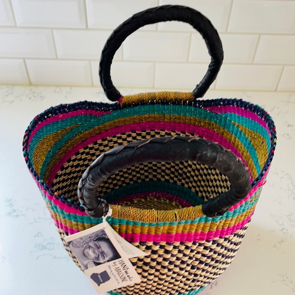 Handmade Woven Bag - Picture 11 of 14